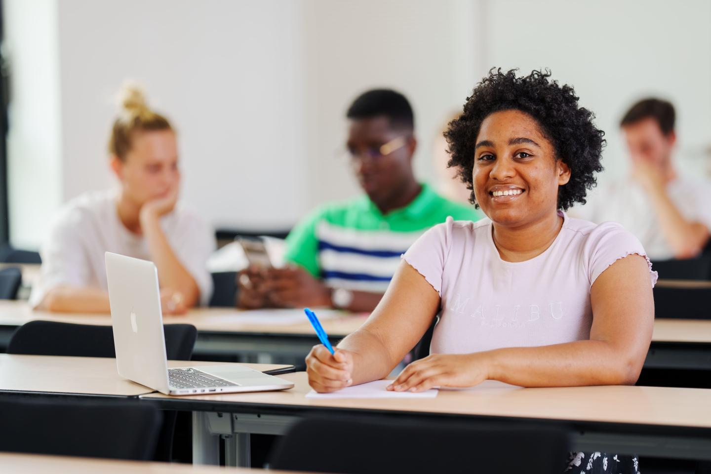 Tarifs et frais de scolarité - EM Strasbourg