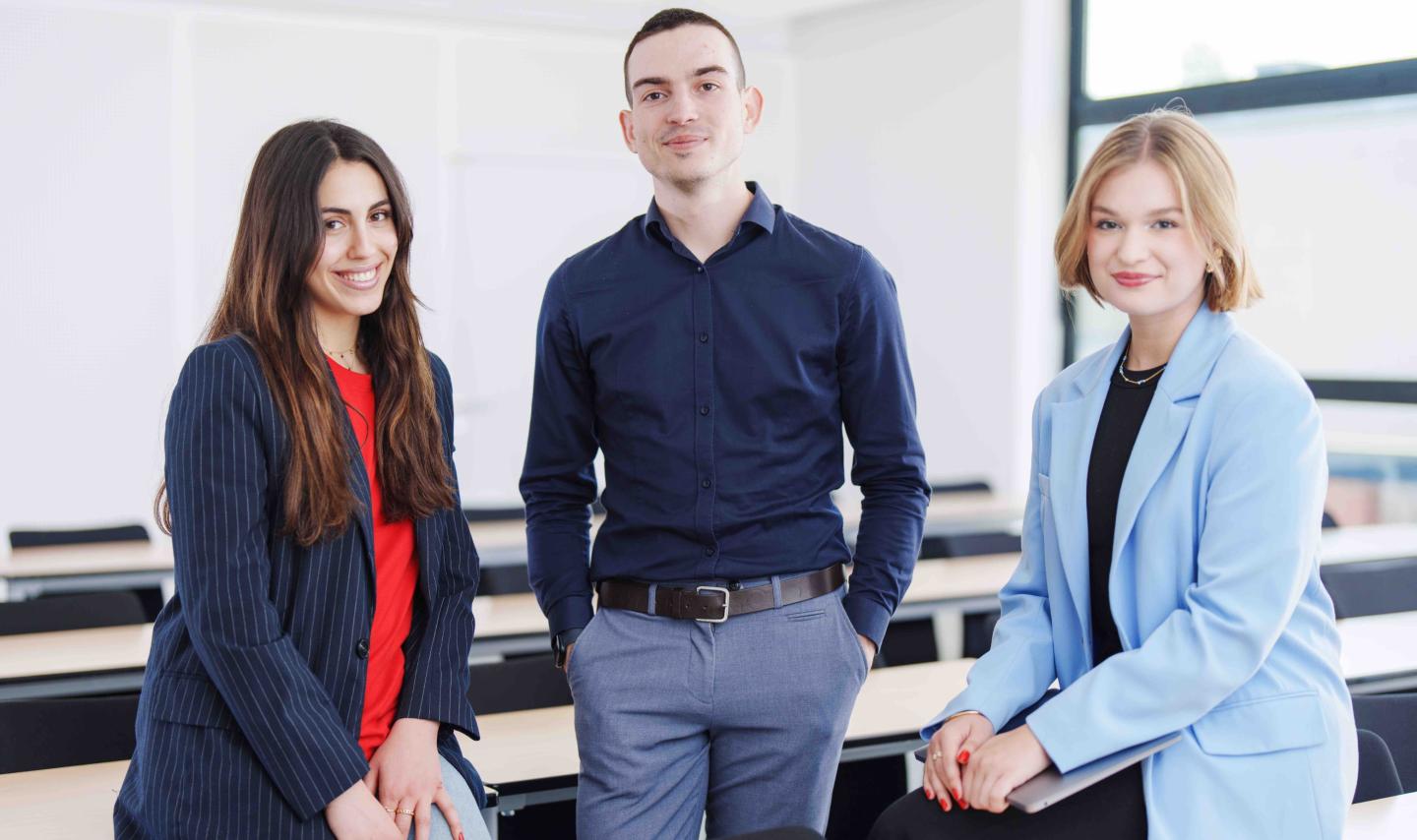 Ein Praktikum oder duales Studienprogramm finden - EM Strasbourg