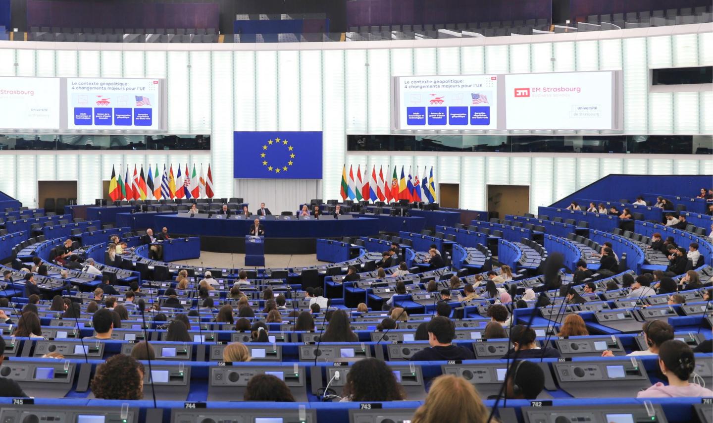 Les étudiants de l'EM Strasbourg font leur rentrée au Parlement européen - EM Strasbourg