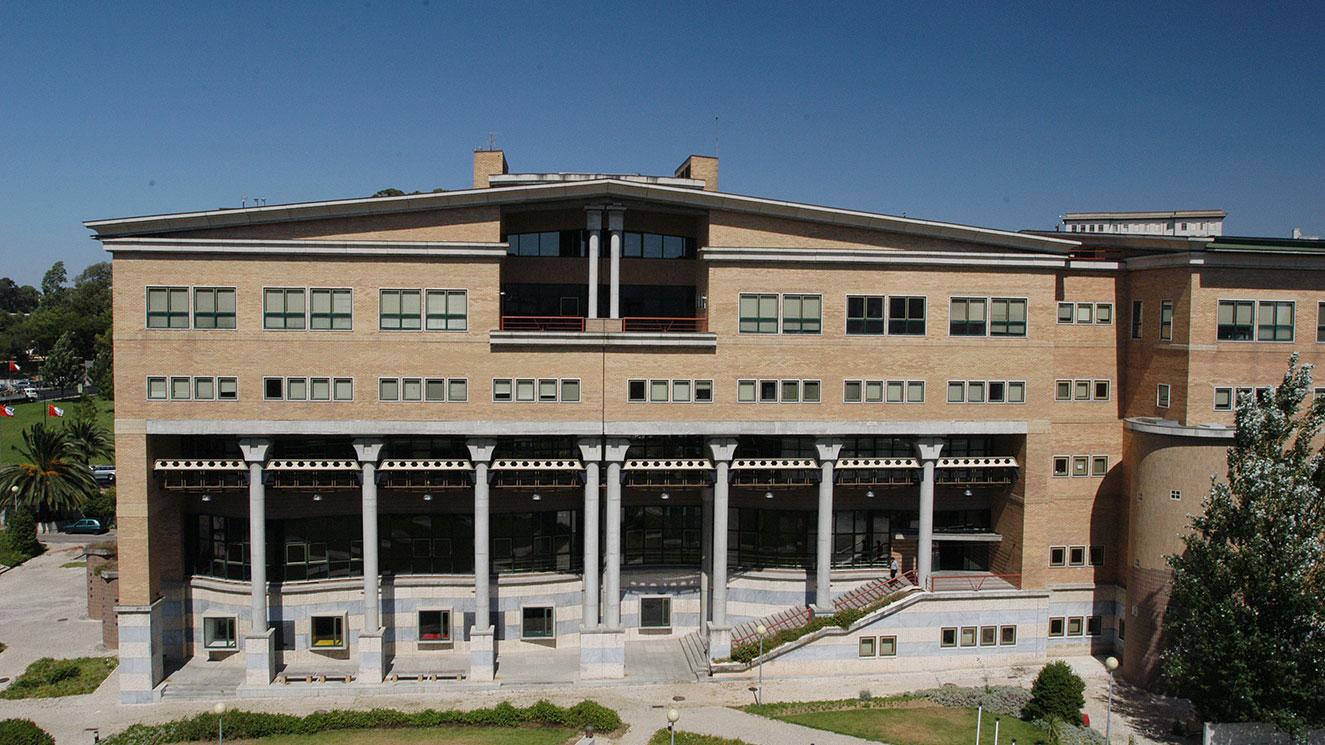 Universidade Catolica Portuguesa - EM Strasbourg