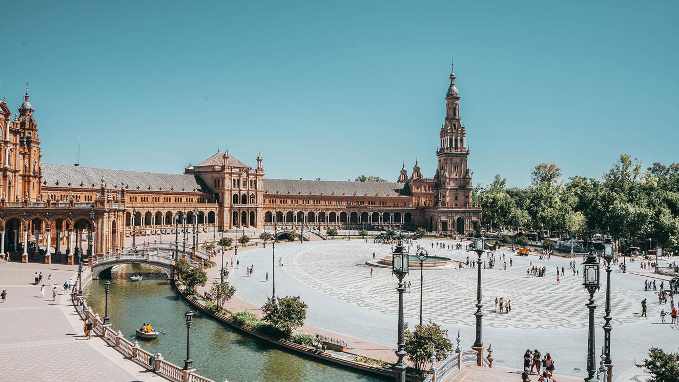 Universidad De Sevilla - EM Strasbourg